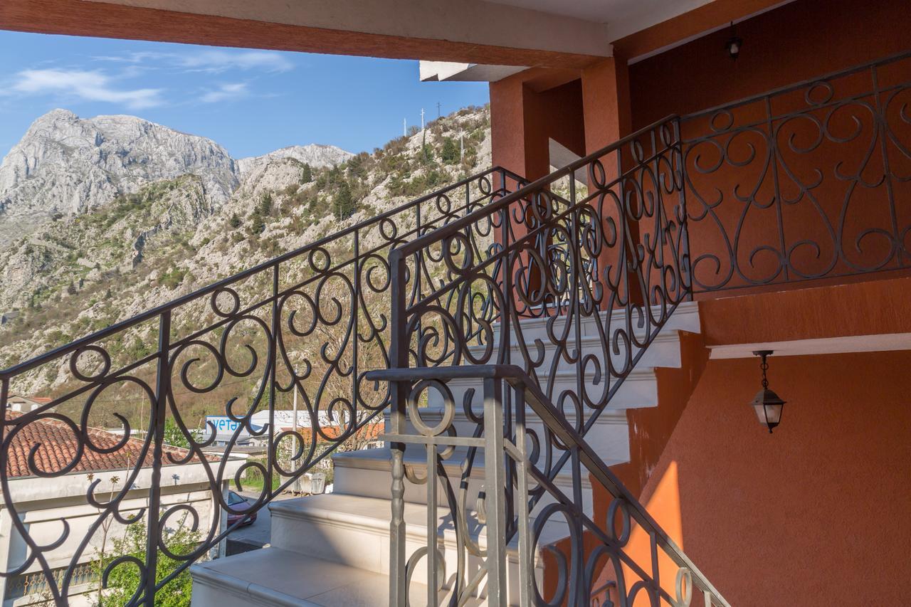 Apartment Damjan Kotor Extérieur photo